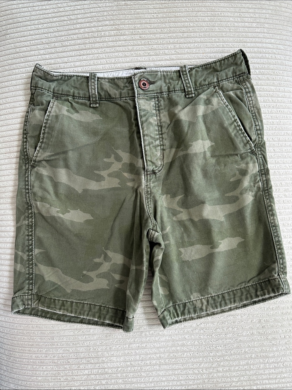 Hollister Men's Camouflage 100% Cotton Casual Shorts - Olive Size 30
